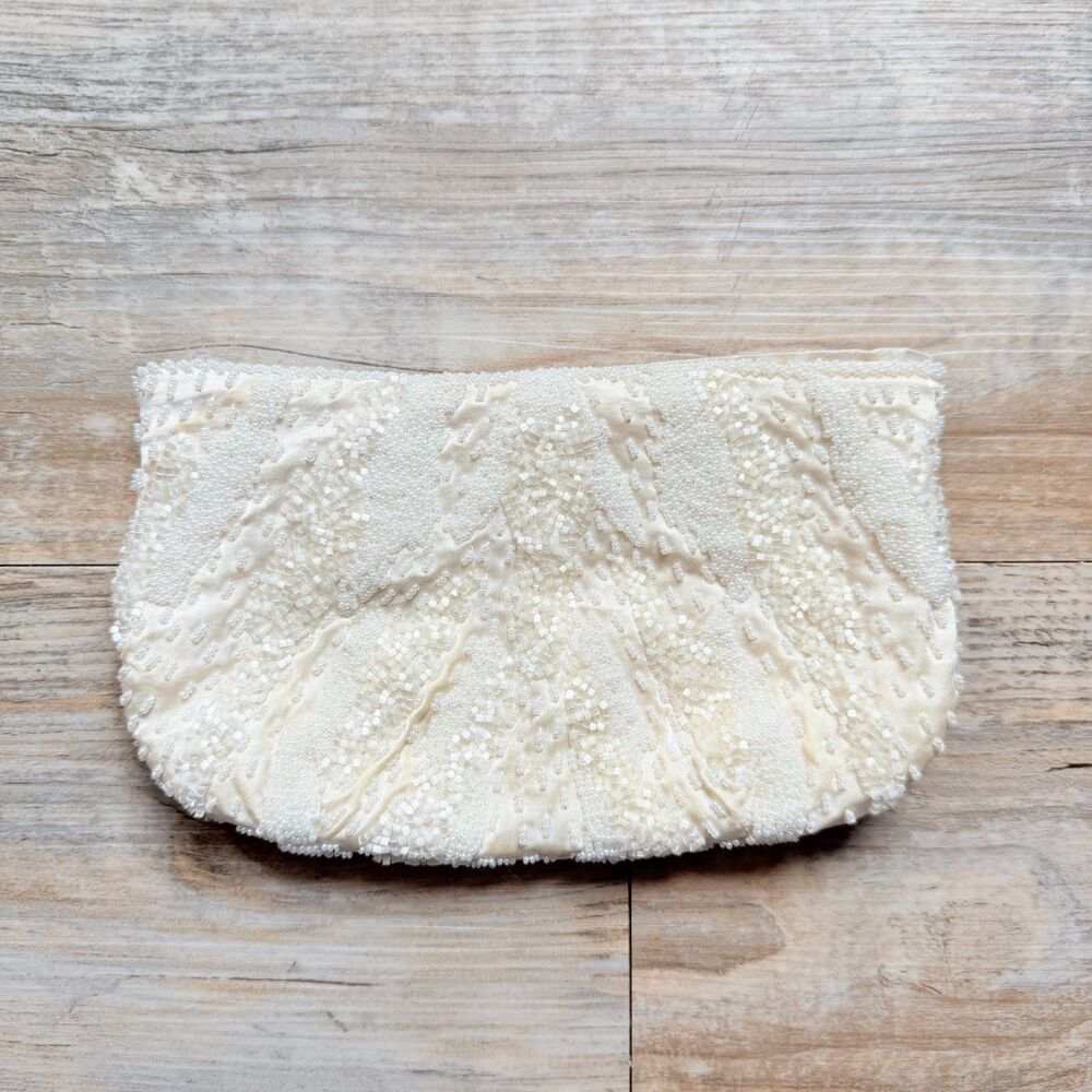 Vintage Fine Arts Bag White Ivory Beaded Clutch Purse Hong Kong Bridal Evening